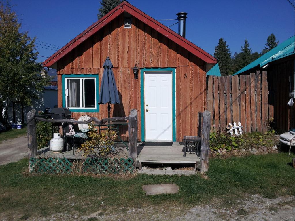 Steamboat Mountain Chalets Hotel Spillimacheen Bilik gambar