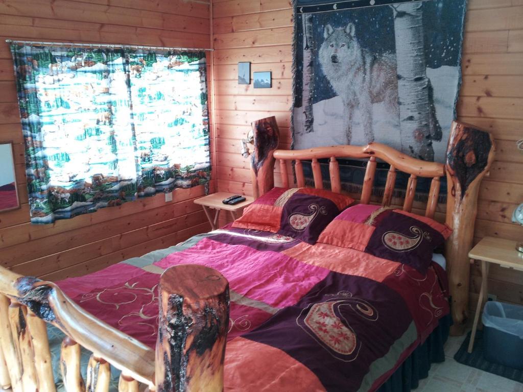 Steamboat Mountain Chalets Hotel Spillimacheen Bilik gambar
