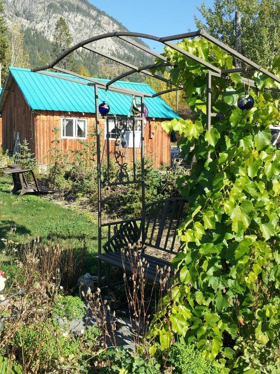 Steamboat Mountain Chalets Hotel Spillimacheen Luaran gambar