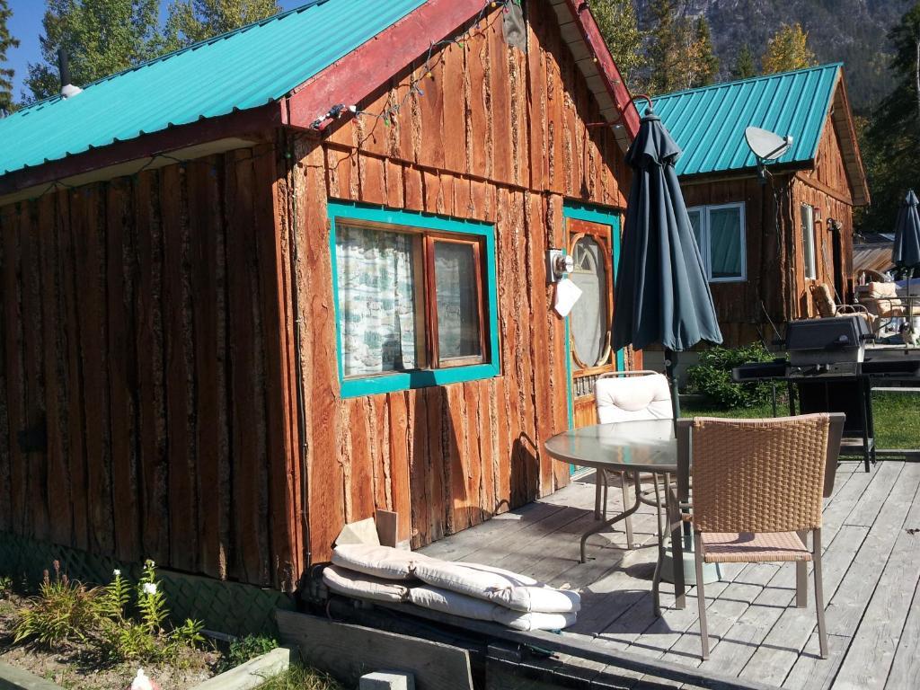 Steamboat Mountain Chalets Hotel Spillimacheen Luaran gambar